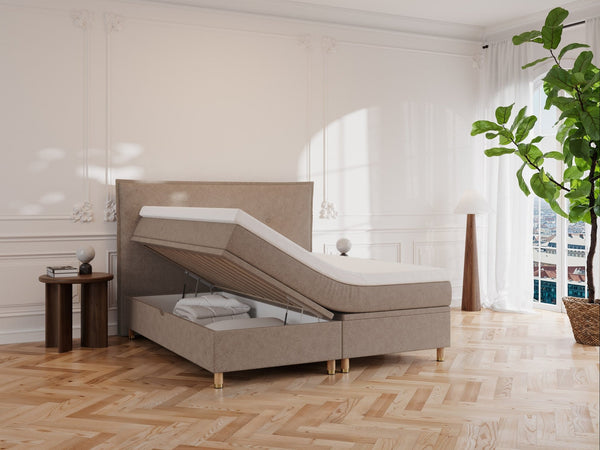 Alva Fjord 180x210 Bouclé latte Nordic Dream tilbyr senger med skandinavisk design og materialer av høy kvalitet. Opplev perfekt komfort for en god natts søvn. Bestill din i dag!