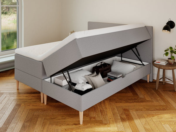 Astrid Älv 180x200 Lysegrå Nordic Dream tilbyr senger med skandinavisk design og materialer av høy kvalitet. Opplev perfekt komfort for en god natts søvn. Bestill din i dag!