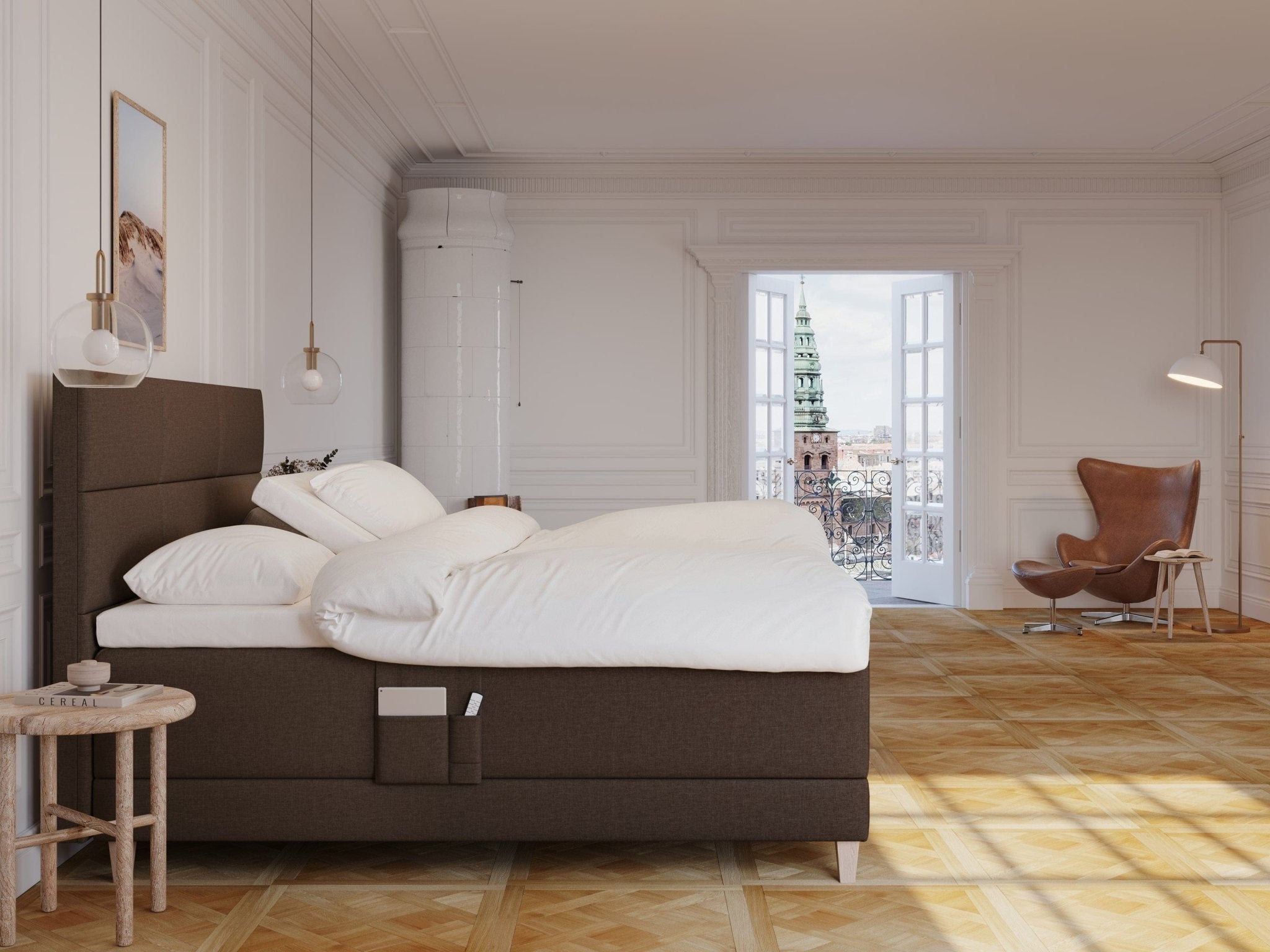 Aura Älv 210x210 Mørk brun Nordic Dream tilbyr senger med skandinavisk design og materialer av høy kvalitet. Opplev perfekt komfort for en god natts søvn. Bestill din i dag!