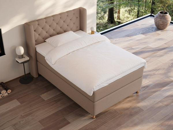 Eira Fjord 140x200 Brun Nordic Dream tilbyr senger med skandinavisk design og materialer av høy kvalitet. Opplev perfekt komfort for en god natts søvn. Bestill din i dag!