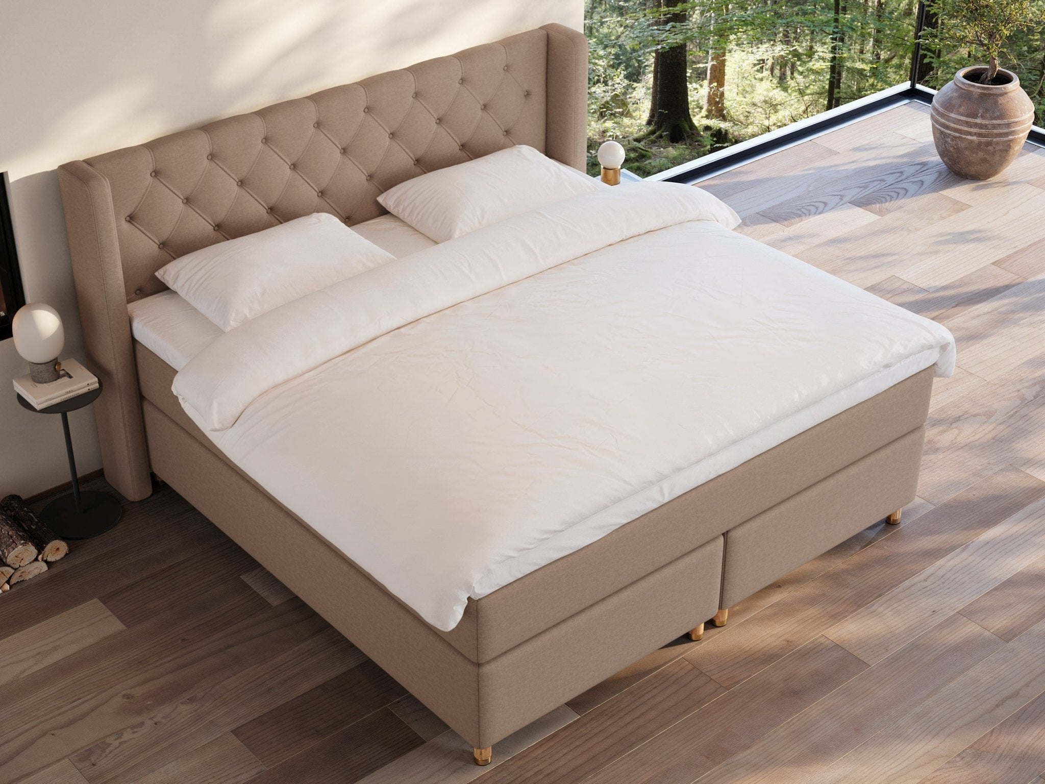 Eira Fjord 180x210 Brun Nordic Dream tilbyr senger med skandinavisk design og materialer av høy kvalitet. Opplev perfekt komfort for en god natts søvn. Bestill din i dag!