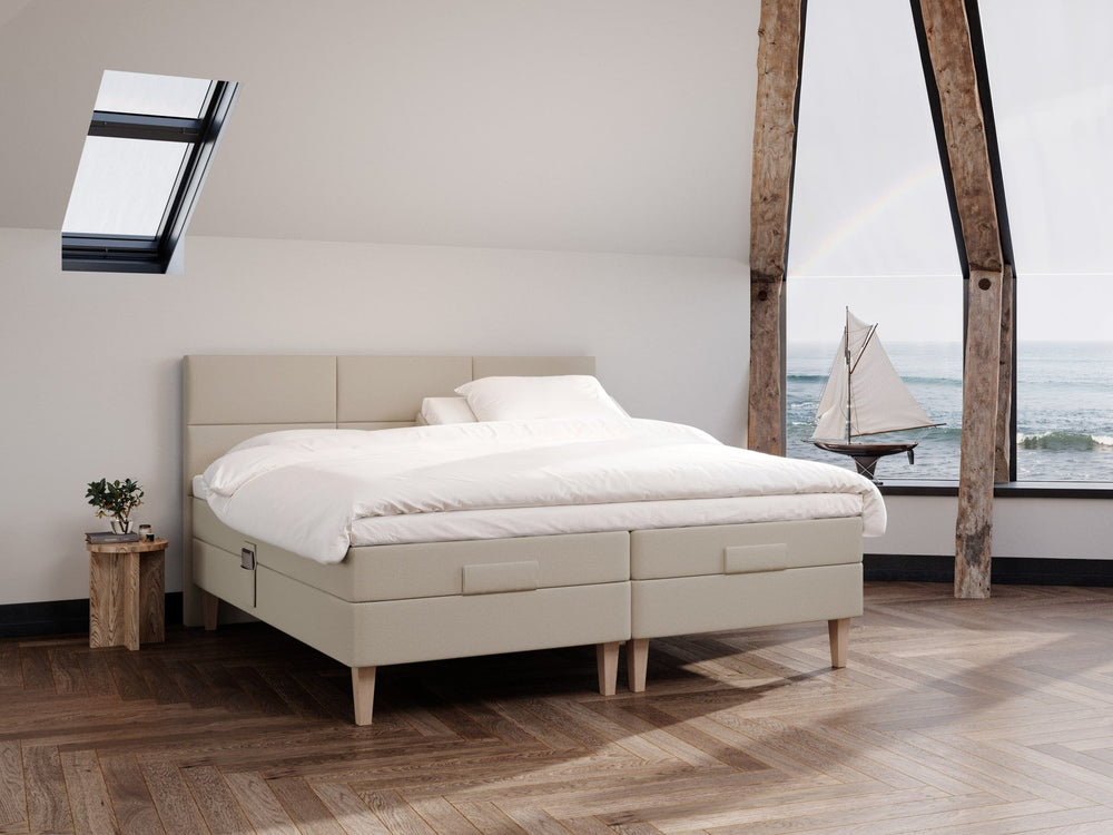 Ragna Fjord 210x210 Sand Nordic Dream tilbyr senger med skandinavisk design og materialer av høy kvalitet. Opplev perfekt komfort for en god natts søvn. Bestill din i dag!