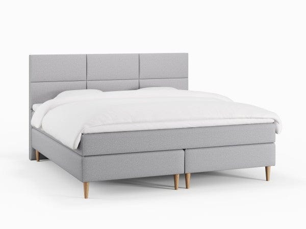 Svanhild Älv 210x210 Lysegrå Nordic Dream tilbyr senger med skandinavisk design og materialer av høy kvalitet. Opplev perfekt komfort for en god natts søvn. Bestill din i dag!