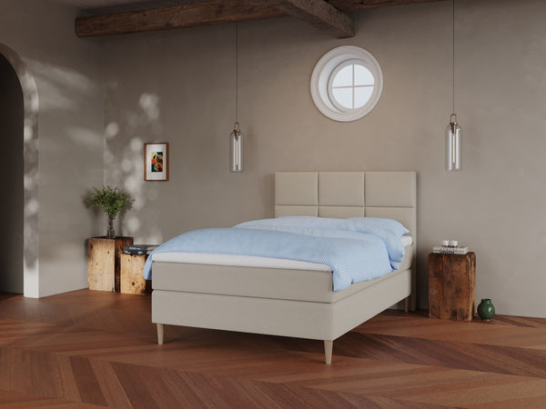 Svanhild Fjäll 120x200 Sand Nordic Dream tilbyr senger med skandinavisk design og materialer av høy kvalitet. Opplev perfekt komfort for en god natts søvn. Bestill din i dag!