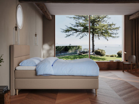 Svanhild Fjord 210x210 Brun Nordic Dream tilbyr senger med skandinavisk design og materialer av høy kvalitet. Opplev perfekt komfort for en god natts søvn. Bestill din i dag!