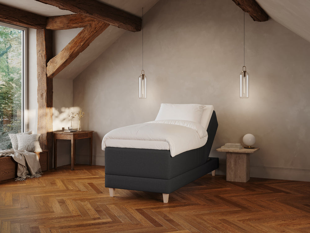 Aura Älv 80x200 Antrasitt Nordic Dream tilbyr senger med skandinavisk design og materialer av høy kvalitet. Opplev perfekt komfort for en god natts søvn. Bestill din i dag!