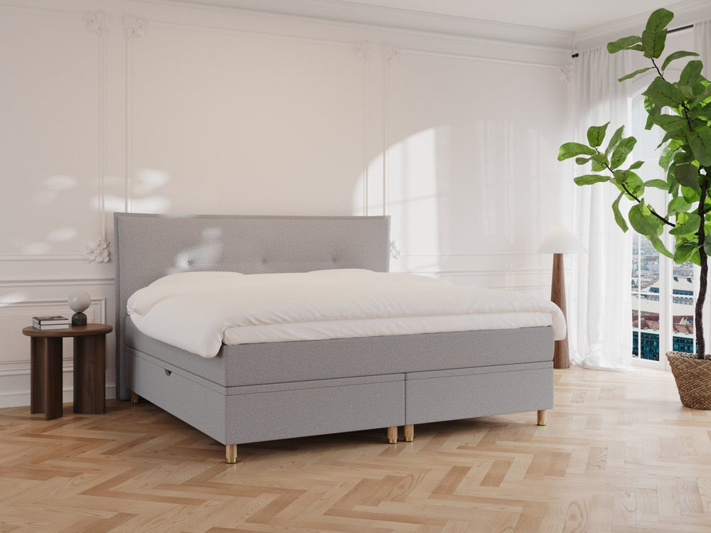 Alva Fjäll 220x220 Lysegrå Nordic Dream tilbyr senger med skandinavisk design og materialer av høy kvalitet. Opplev perfekt komfort for en god natts søvn. Bestill din i dag!