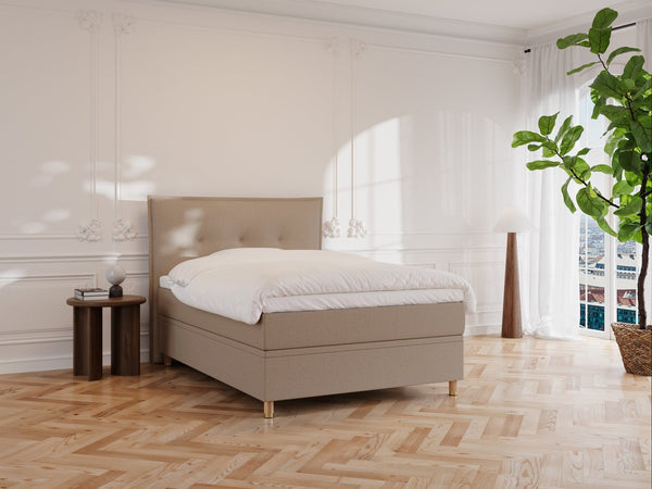 Alva Fjord 120x200 Brun Nordic Dream tilbyr senger med skandinavisk design og materialer av høy kvalitet. Opplev perfekt komfort for en god natts søvn. Bestill din i dag!