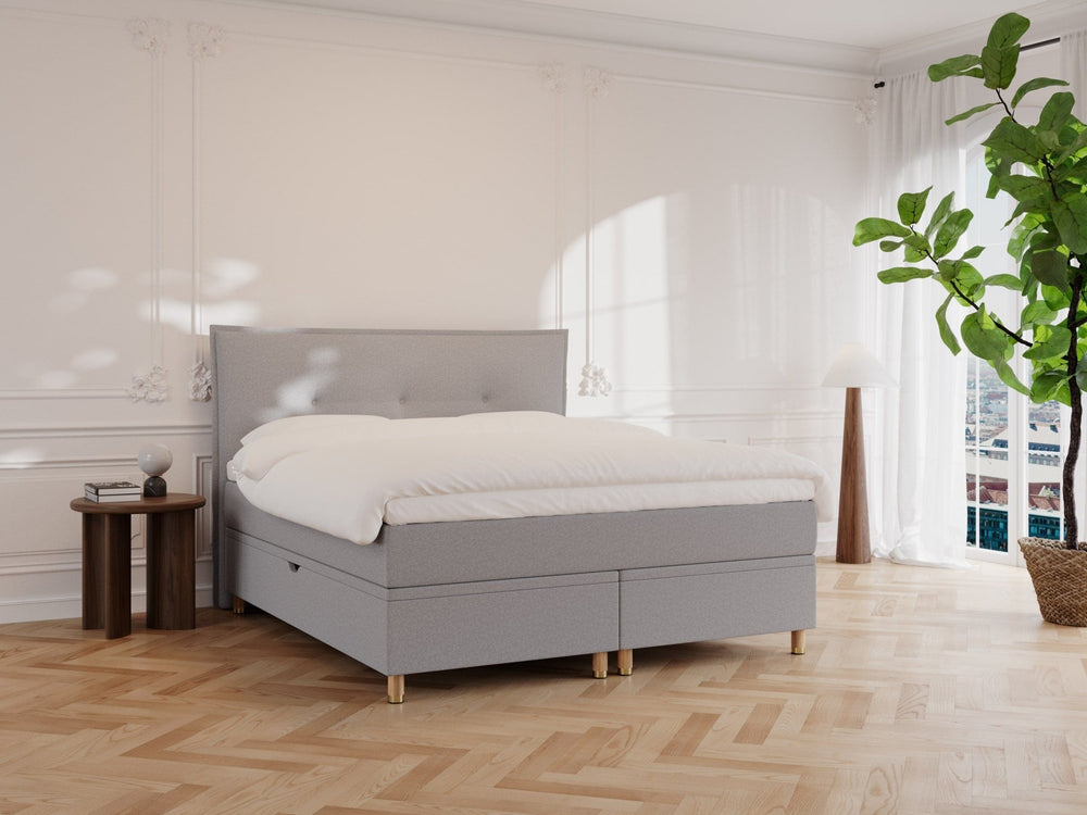 Alva Fjord 180x210 Lysegrå Nordic Dream tilbyr senger med skandinavisk design og materialer av høy kvalitet. Opplev perfekt komfort for en god natts søvn. Bestill din i dag!