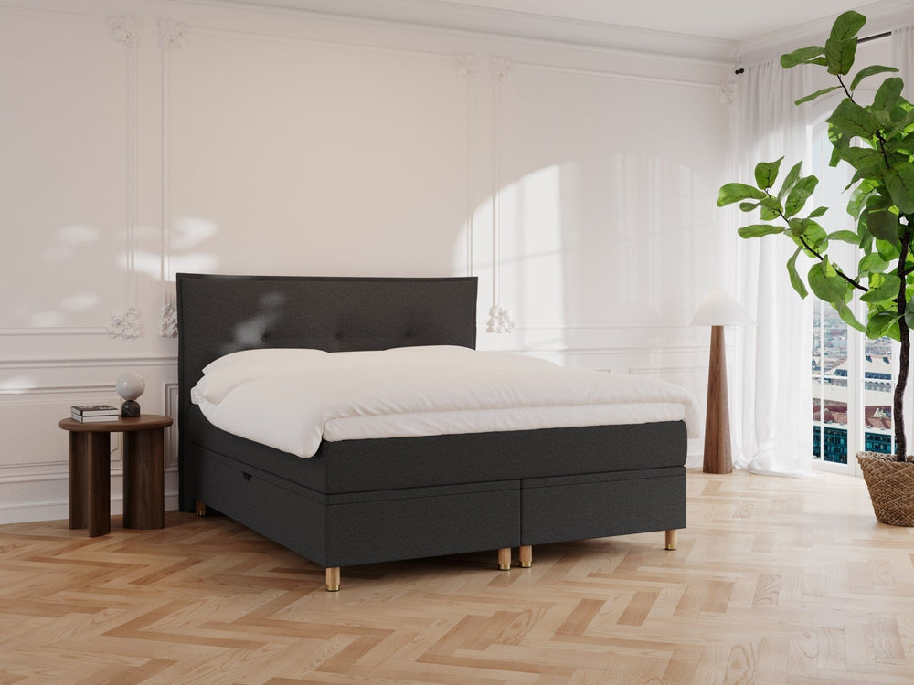 Alva Älv 180x210 Antrasitt Nordic Dream tilbyr senger med skandinavisk design og materialer av høy kvalitet. Opplev perfekt komfort for en god natts søvn. Bestill din i dag!