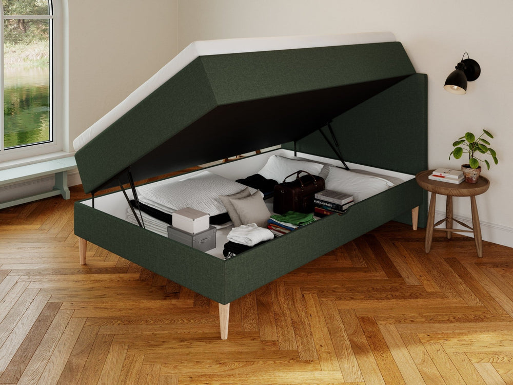 Astrid Fjäll 120x200 Mørkegrøn Nordic Dream tilbyr senger med skandinavisk design og materialer av høy kvalitet. Opplev perfekt komfort for en god natts søvn. Bestill din i dag!