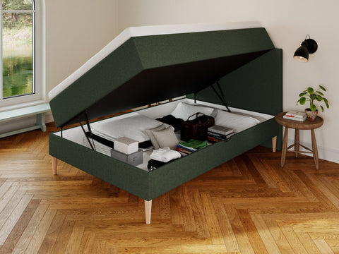 Astrid Fjäll 140x200 Mørkegrøn Nordic Dream tilbyr senger med skandinavisk design og materialer av høy kvalitet. Opplev perfekt komfort for en god natts søvn. Bestill din i dag!