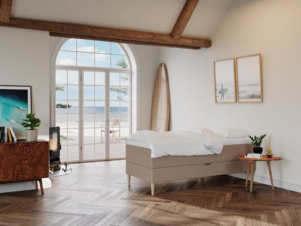 Astrid Fjord 80x200 Brun Nordic Dream tilbyr senger med skandinavisk design og materialer av høy kvalitet. Opplev perfekt komfort for en god natts søvn. Bestill din i dag!