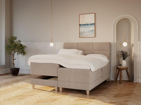 Aura Fjord 180x210 Bouclé latte Nordic Dream tilbyr senger med skandinavisk design og materialer av høy kvalitet. Opplev perfekt komfort for en god natts søvn. Bestill din i dag!