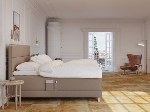 Aura Fjord 180x210 Brun Nordic Dream tilbyr senger med skandinavisk design og materialer av høy kvalitet. Opplev perfekt komfort for en god natts søvn. Bestill din i dag!