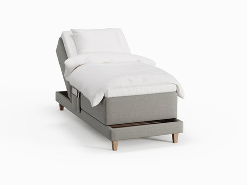 Aura Fjord 90x200 Lysegrå Nordic Dream tilbyr senger med skandinavisk design og materialer av høy kvalitet. Opplev perfekt komfort for en god natts søvn. Bestill din i dag!