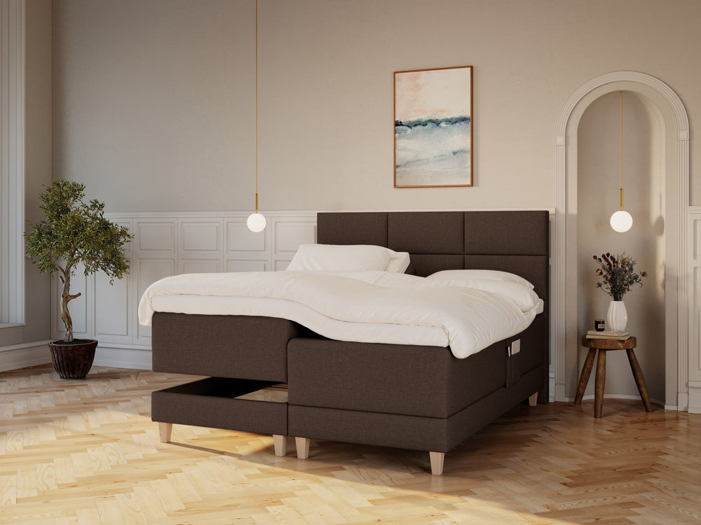 Aura Nordlys 180x210 Mørk brun Nordic Dream tilbyr senger med skandinavisk design og materialer av høy kvalitet. Opplev perfekt komfort for en god natts søvn. Bestill din i dag!