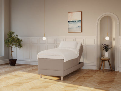Aura Fjord 90x210 Brun Nordic Dream tilbyr senger med skandinavisk design og materialer av høy kvalitet. Opplev perfekt komfort for en god natts søvn. Bestill din i dag!