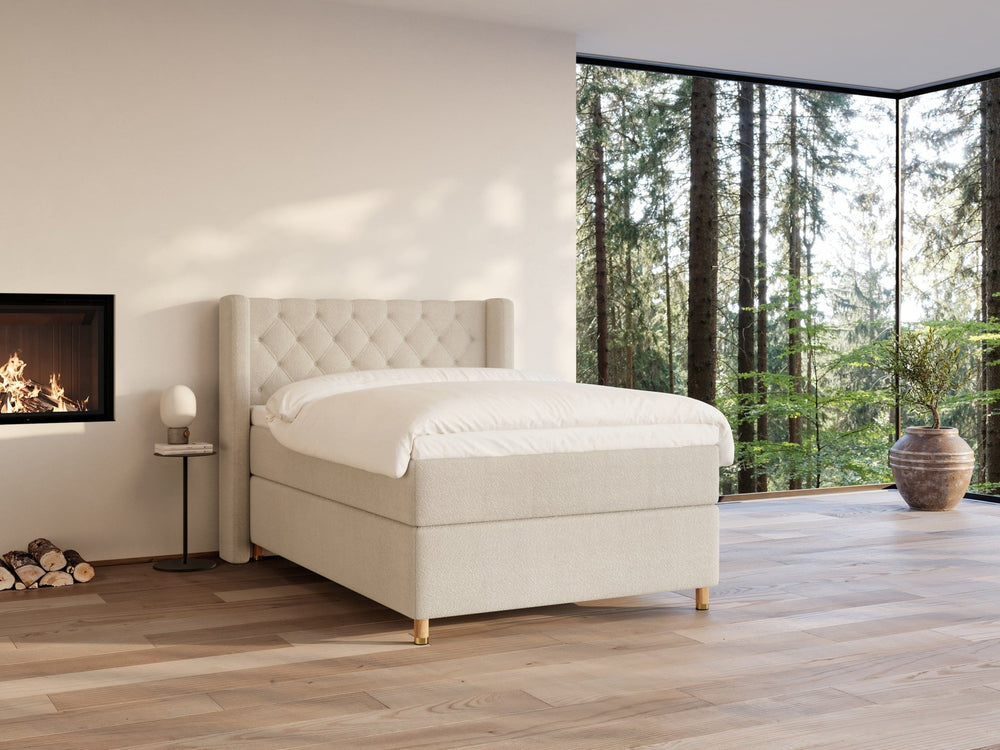 Eira Fjord 140x200 Bouclé cream Nordic Dream tilbyr senger med skandinavisk design og materialer av høy kvalitet. Opplev perfekt komfort for en god natts søvn. Bestill din i dag!