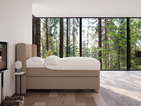 Eira Fjord 140x200 Brun Nordic Dream tilbyr senger med skandinavisk design og materialer av høy kvalitet. Opplev perfekt komfort for en god natts søvn. Bestill din i dag!