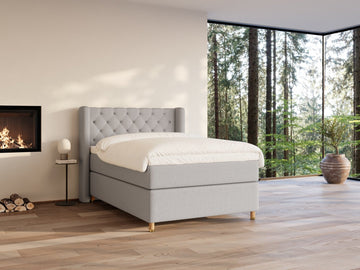 Eira Fjord 140x200 Lysegrå Nordic Dream tilbyr senger med skandinavisk design og materialer av høy kvalitet. Opplev perfekt komfort for en god natts søvn. Bestill din i dag!