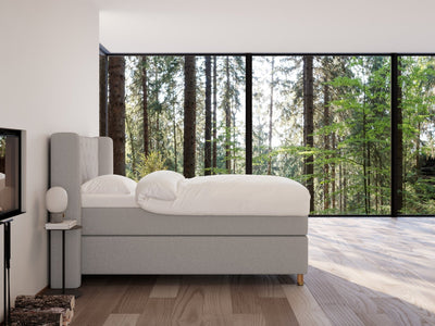 Eira Fjord 140x200 Lysegrå Nordic Dream tilbyr senger med skandinavisk design og materialer av høy kvalitet. Opplev perfekt komfort for en god natts søvn. Bestill din i dag!