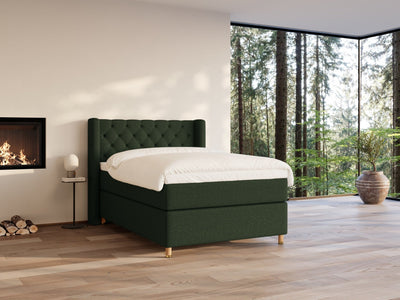 Eira Fjord 140x200 Mørkegrøn Nordic Dream tilbyr senger med skandinavisk design og materialer av høy kvalitet. Opplev perfekt komfort for en god natts søvn. Bestill din i dag!