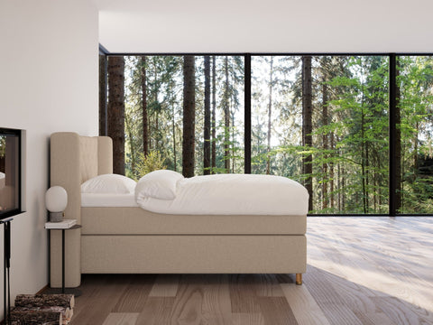 Eira Fjord 140x200 Sand Nordic Dream tilbyr senger med skandinavisk design og materialer av høy kvalitet. Opplev perfekt komfort for en god natts søvn. Bestill din i dag!