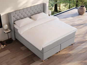 Eira Fjord 180x200 Lysegrå Nordic Dream tilbyr senger med skandinavisk design og materialer av høy kvalitet. Opplev perfekt komfort for en god natts søvn. Bestill din i dag!