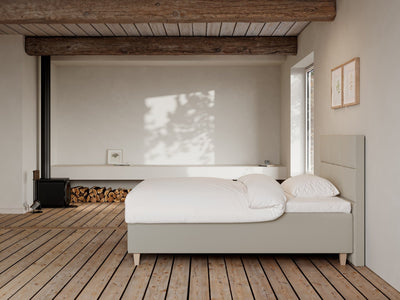 Freja Fjord 140x200 Sand Nordic Dream tilbyr senger med skandinavisk design og materialer av høy kvalitet. Opplev perfekt komfort for en god natts søvn. Bestill din i dag!