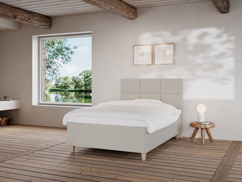 Freja Fjord 140x200 Sand Nordic Dream tilbyr senger med skandinavisk design og materialer av høy kvalitet. Opplev perfekt komfort for en god natts søvn. Bestill din i dag!