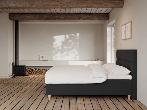Freja Fjord 160x200 Antrasitt Nordic Dream tilbyr senger med skandinavisk design og materialer av høy kvalitet. Opplev perfekt komfort for en god natts søvn. Bestill din i dag!