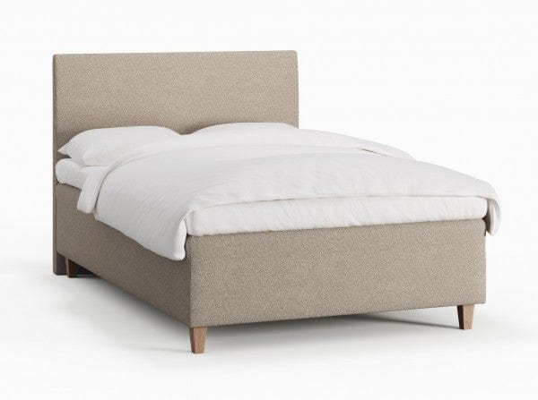 Freja Nordlys 120x200 Sand Nordic Dream tilbyr senger med skandinavisk design og materialer av høy kvalitet. Opplev perfekt komfort for en god natts søvn. Bestill din i dag!