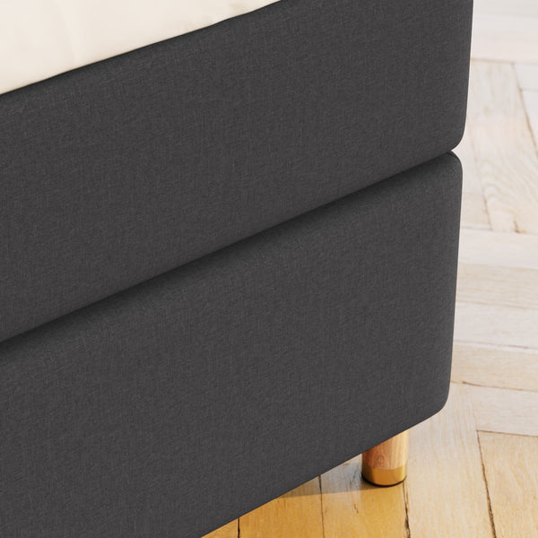 Nora Fjäll 220x220 Antrasitt Nordic Dream tilbyr senger med skandinavisk design og materialer av høy kvalitet. Opplev perfekt komfort for en god natts søvn. Bestill din i dag!