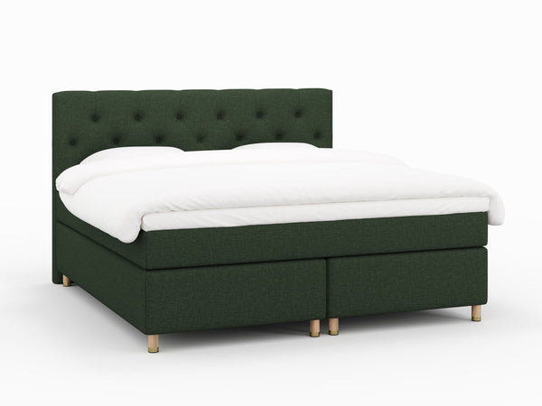 Nora Nordlys 200x200 Mørkegrøn Nordic Dream tilbyr senger med skandinavisk design og materialer av høy kvalitet. Opplev perfekt komfort for en god natts søvn. Bestill din i dag!