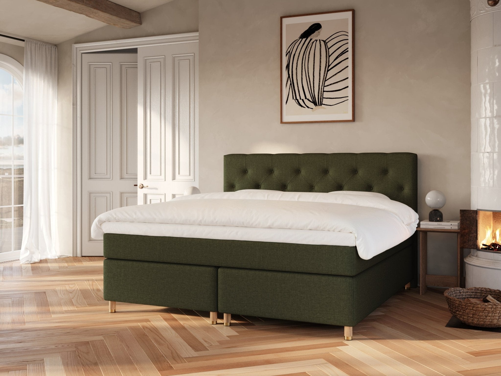 Nora Nordlys 200x200 Mørkegrøn Nordic Dream tilbyr senger med skandinavisk design og materialer av høy kvalitet. Opplev perfekt komfort for en god natts søvn. Bestill din i dag!