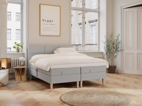 Ragna Älv 180x210 Lysegrå Nordic Dream tilbyr senger med skandinavisk design og materialer av høy kvalitet. Opplev perfekt komfort for en god natts søvn. Bestill din i dag!