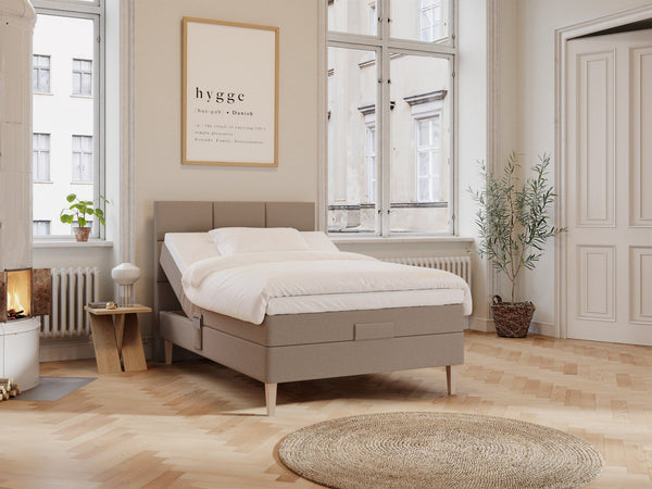 Ragna Fjord 120x200 Brun Nordic Dream tilbyr senger med skandinavisk design og materialer av høy kvalitet. Opplev perfekt komfort for en god natts søvn. Bestill din i dag!