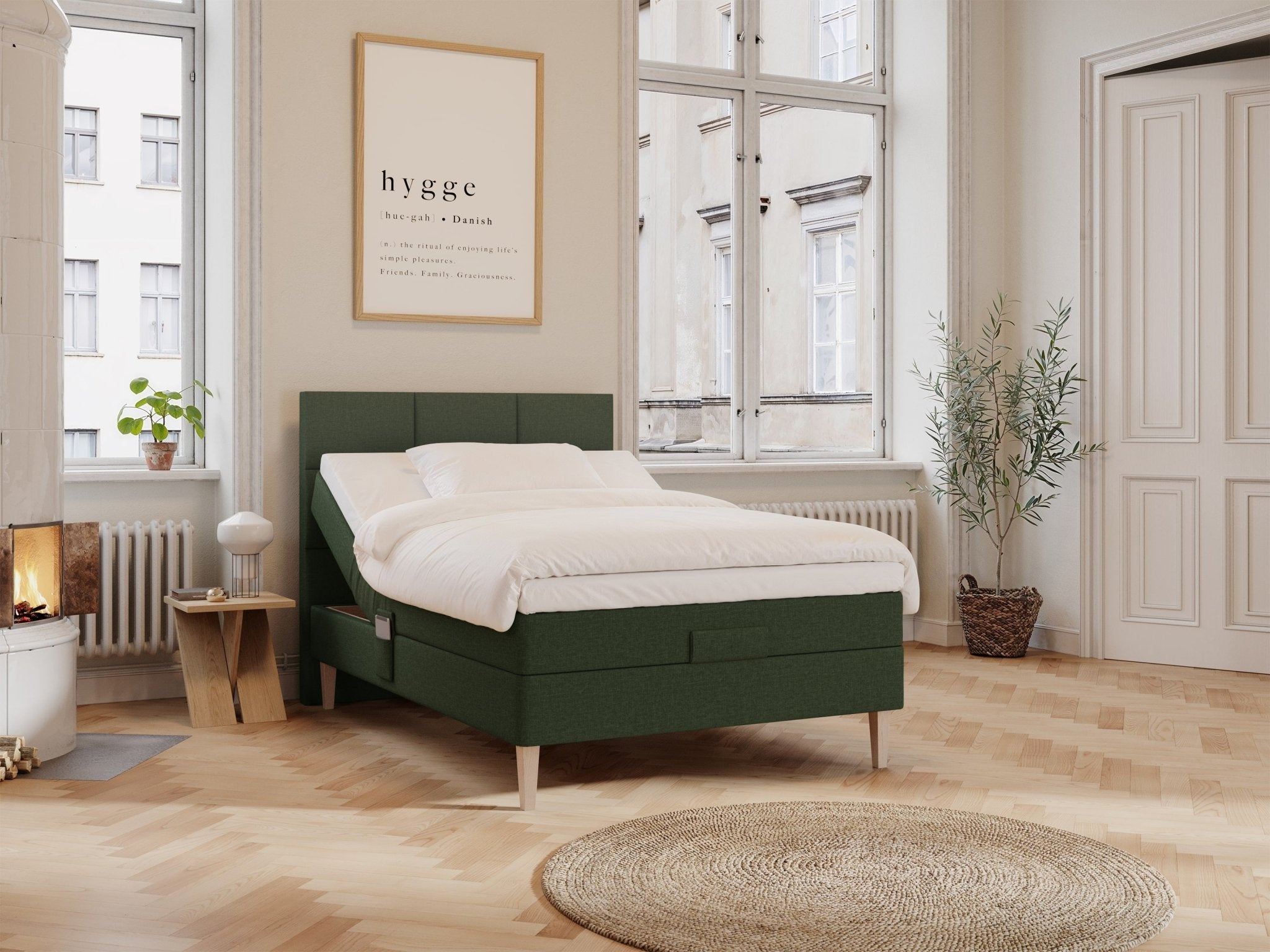 Ragna Fjord 140x200 Mørkegrøn Nordic Dream tilbyr senger med skandinavisk design og materialer av høy kvalitet. Opplev perfekt komfort for en god natts søvn. Bestill din i dag!