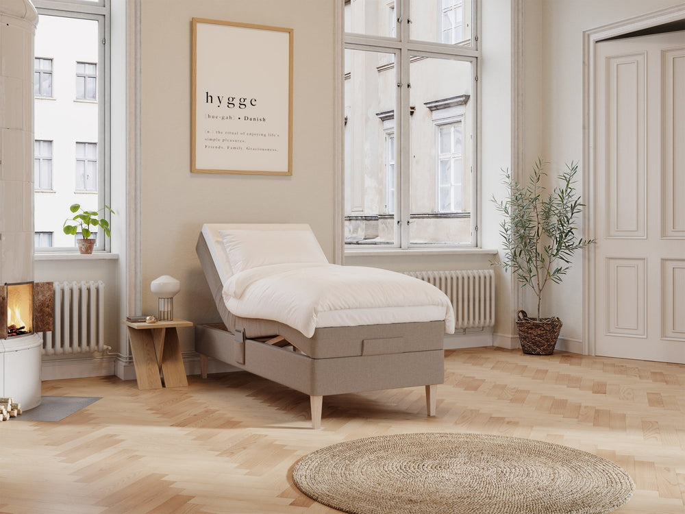 Ragna Fjord 80x200 Brun Nordic Dream tilbyr senger med skandinavisk design og materialer av høy kvalitet. Opplev perfekt komfort for en god natts søvn. Bestill din i dag!