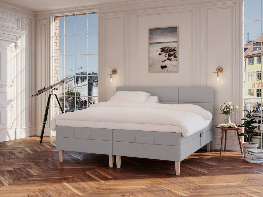 Ragna Nordlys 210x210 Lysegrå Nordic Dream tilbyr senger med skandinavisk design og materialer av høy kvalitet. Opplev perfekt komfort for en god natts søvn. Bestill din i dag!