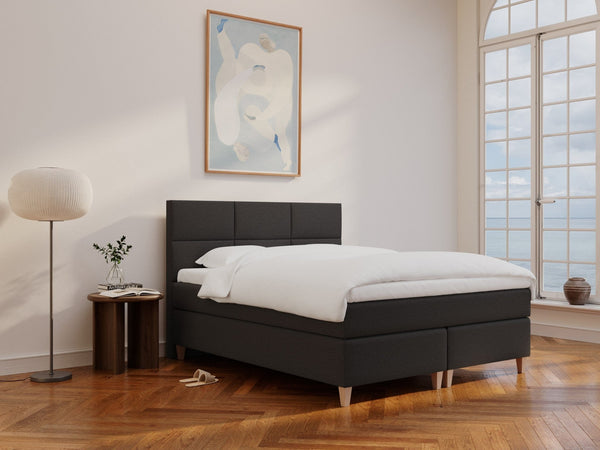 Snefrid Älv 150x200 Antrasitt Nordic Dream tilbyr senger med skandinavisk design og materialer av høy kvalitet. Opplev perfekt komfort for en god natts søvn. Bestill din i dag!