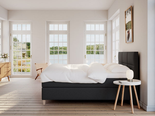 Snefrid Fjäll 160x200 Antrasitt Nordic Dream tilbyr senger med skandinavisk design og materialer av høy kvalitet. Opplev perfekt komfort for en god natts søvn. Bestill din i dag!