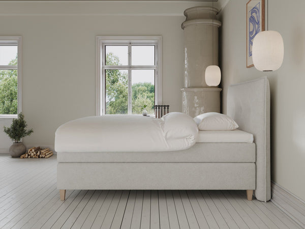 Snefrid Fjord | 140x210 | Bouclé cream - Nordic Dream 🇳🇴