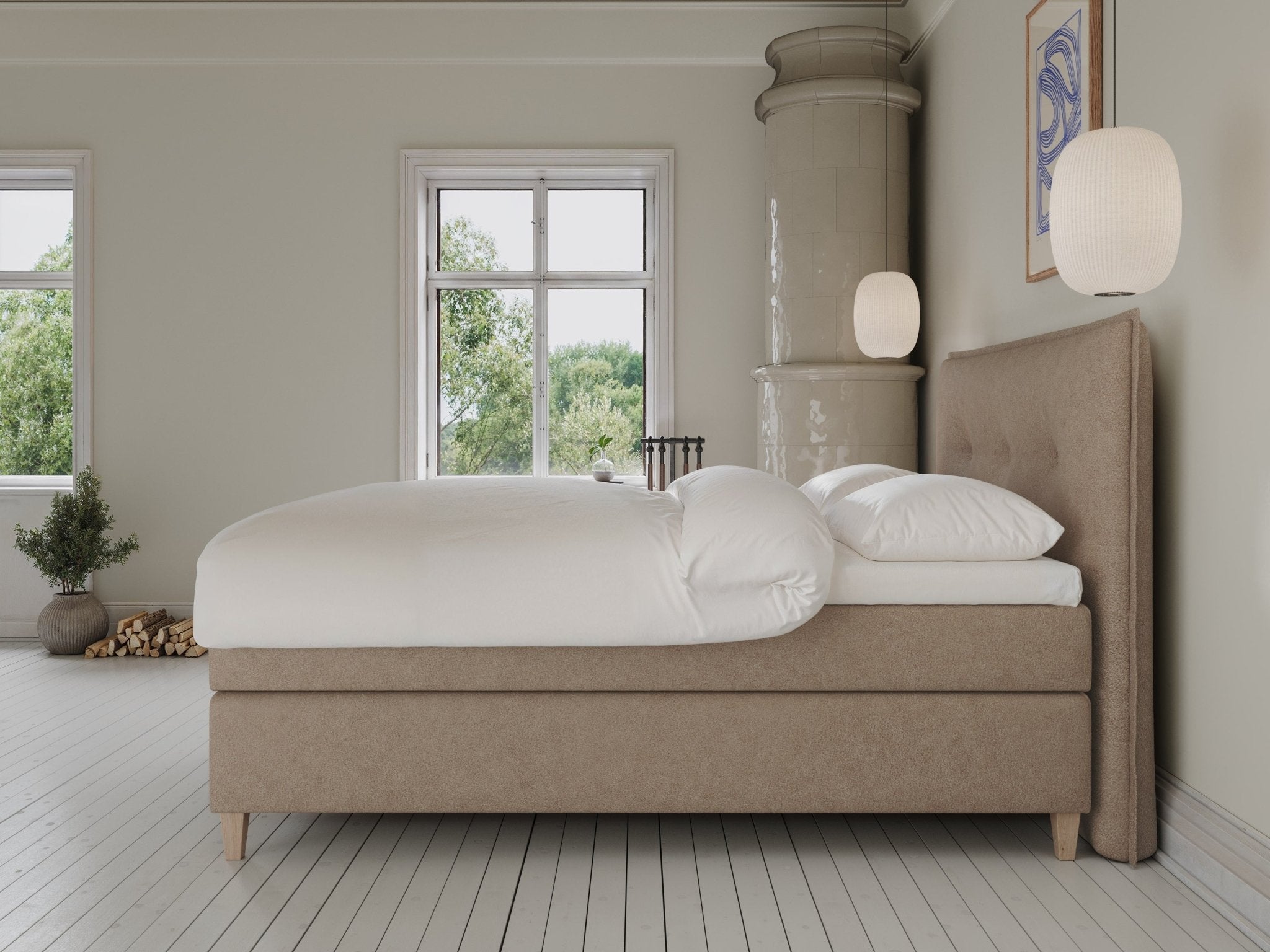 Snefrid Fjord 180x210 Bouclé latte Nordic Dream tilbyr senger med skandinavisk design og materialer av høy kvalitet. Opplev perfekt komfort for en god natts søvn. Bestill din i dag!