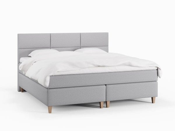 Snefrid Fjord 210x210 Lysegrå Nordic Dream tilbyr senger med skandinavisk design og materialer av høy kvalitet. Opplev perfekt komfort for en god natts søvn. Bestill din i dag!