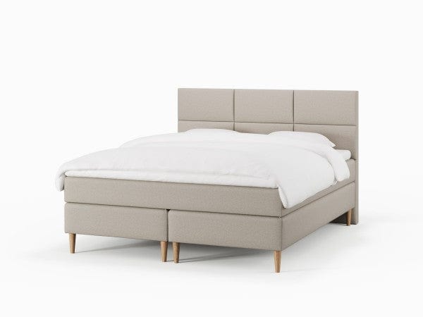 Svanhild Älv 160x210 Sand Nordic Dream tilbyr senger med skandinavisk design og materialer av høy kvalitet. Opplev perfekt komfort for en god natts søvn. Bestill din i dag!