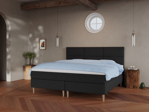 Svanhild Fjord 210x210 Antrasitt Nordic Dream tilbyr senger med skandinavisk design og materialer av høy kvalitet. Opplev perfekt komfort for en god natts søvn. Bestill din i dag!