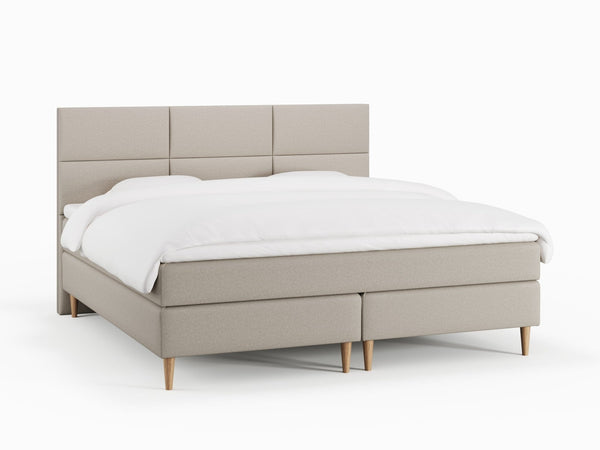 Svanhild Fjord 210x210 Sand Nordic Dream tilbyr senger med skandinavisk design og materialer av høy kvalitet. Opplev perfekt komfort for en god natts søvn. Bestill din i dag!